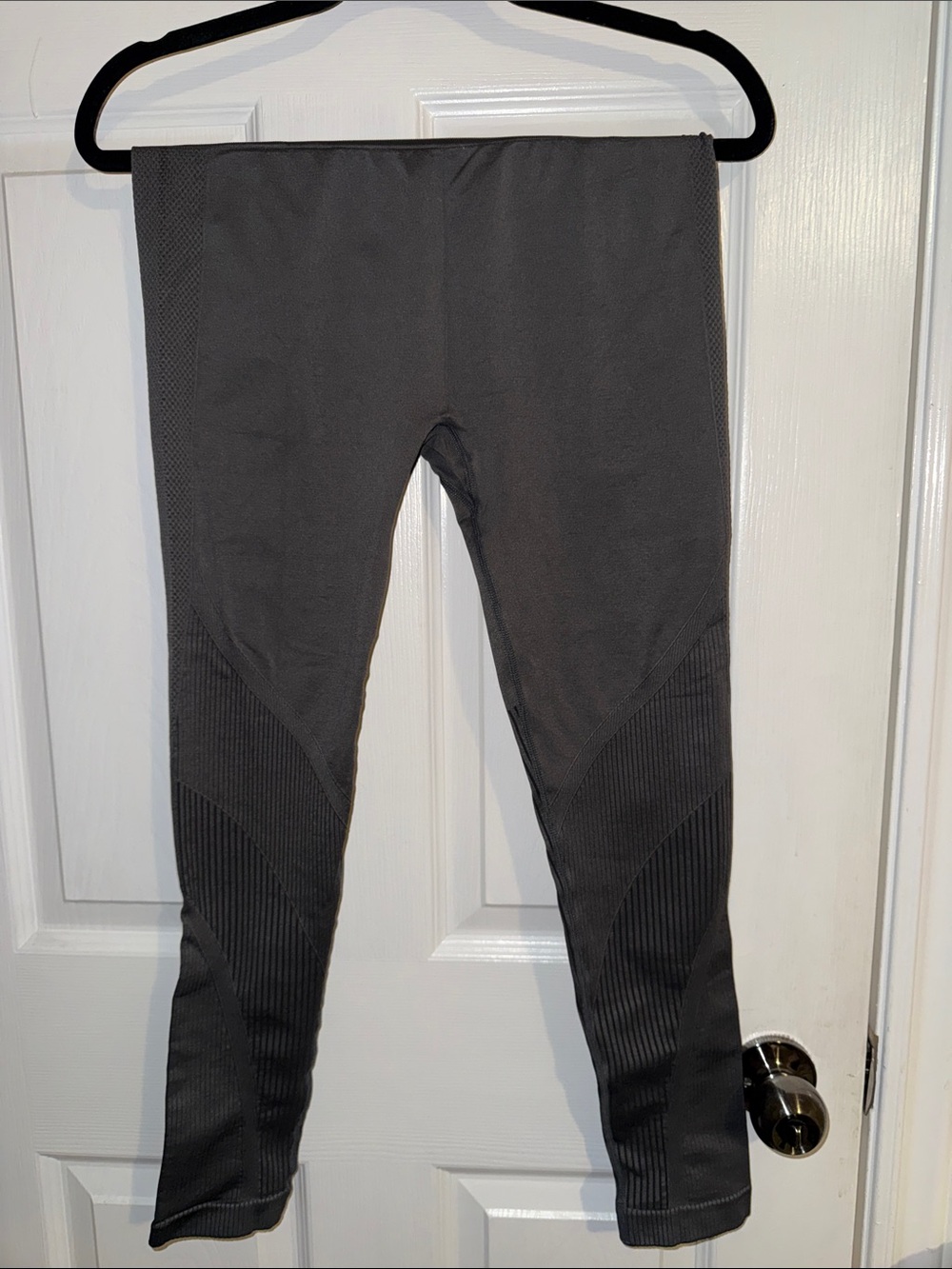 ZYIA Charcoal Gray Ribbed Leggings
